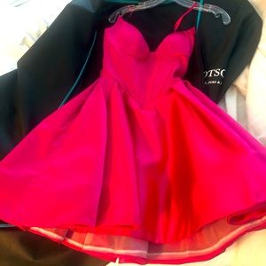 Hot pink Portia and Scarlett Size 0 (homecoming)